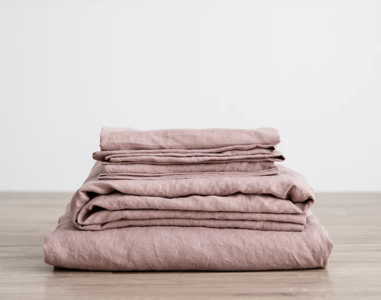 Dusk linen sheets by Cultiver