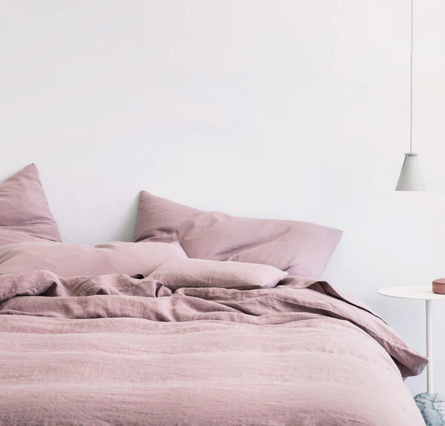 Dusk linen sheets by Cultiver
