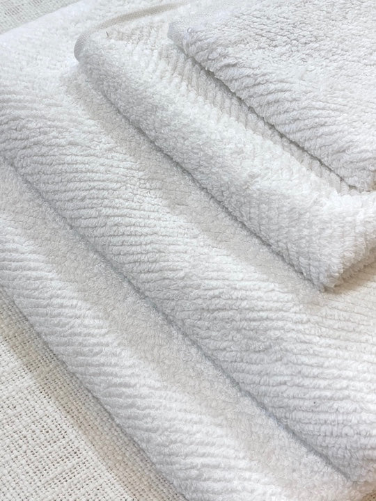 Coyuchi towels Air Weight Alpine White