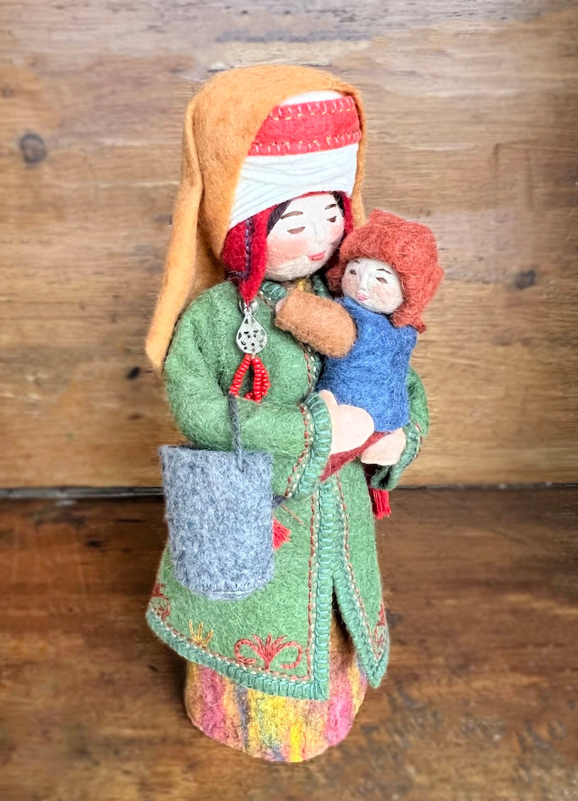 Doll "Mom and kid shopping" handmade in Kyrgyzstan