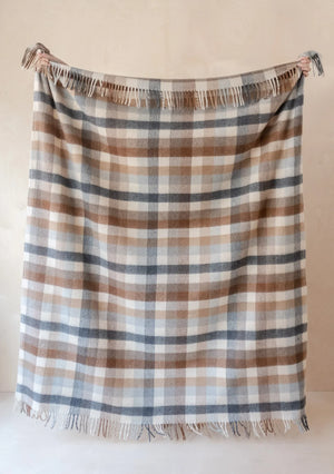 Recycled wool "Neutral Check" throw