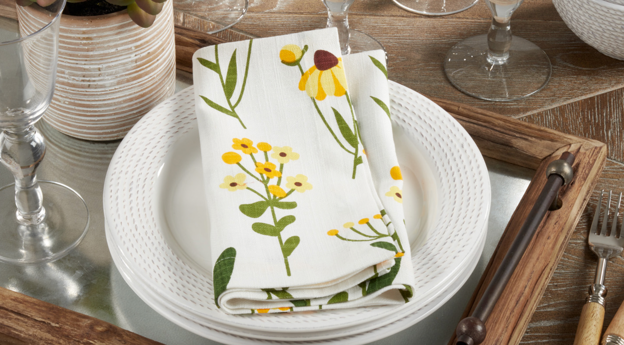 Floral cotton napkin sets (4)