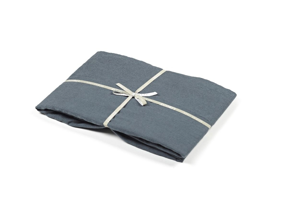 Madison Navy linen sheets by Libeco