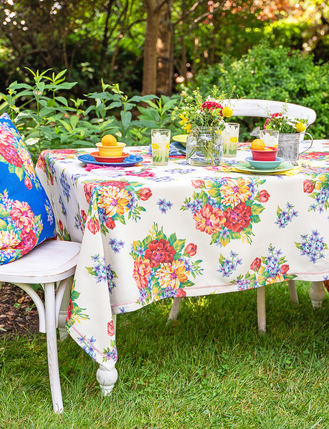 April Cornell English Garden outdoor tablecloths
