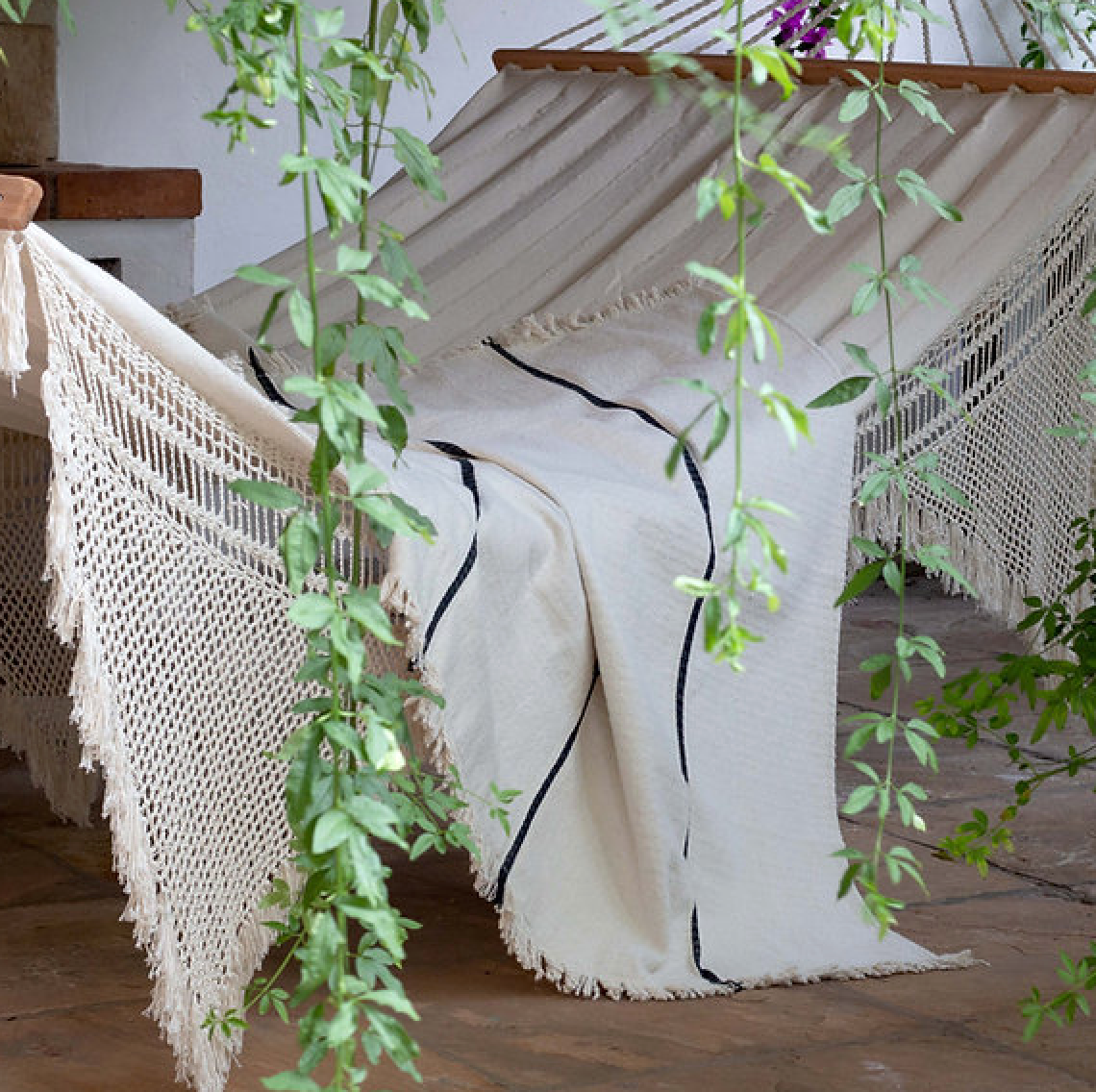 hängematte paraguay Hand-loomed spreader bar hammocks from Paraguay – Pandora's Santa Fe